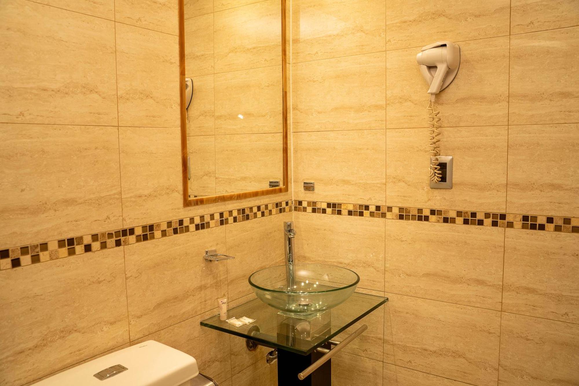 סנטיאגו Infinity Park Hotel מראה חיצוני תמונה