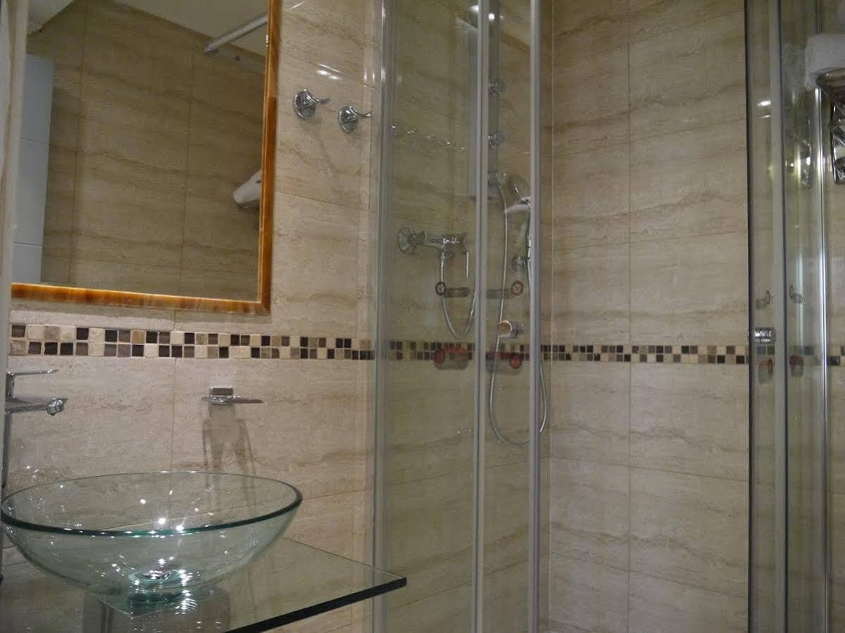 סנטיאגו Infinity Park Hotel מראה חיצוני תמונה